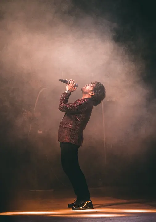 Ultimate Dynamic Microphone Guide: Top Picks & Tips