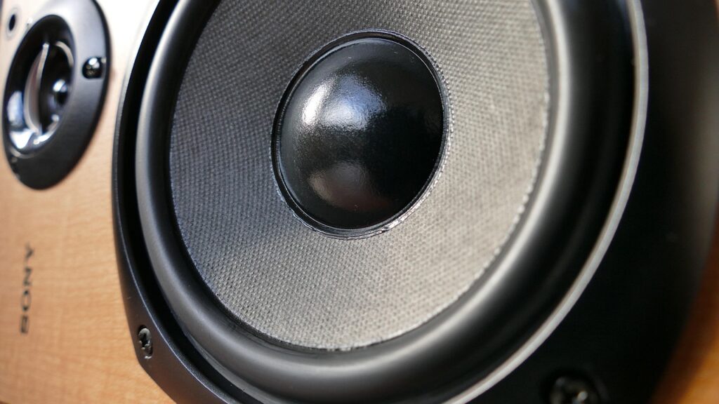 inspiredimages-audio-1221152_1280
