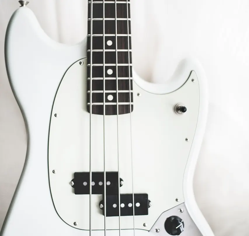 Top Guitar Accessories List for Enhanced Performance