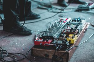 william_g14-pedalboard-4725871_1280